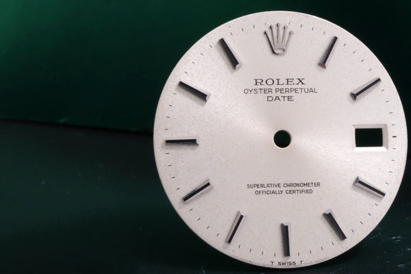 Load image into Gallery viewer, Rolex Date Silver stick dial some spotting  w/ hands for model 1500 - 1501 FCD17568
