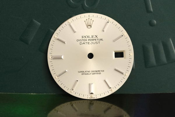 Load image into Gallery viewer, Rolex Datejust Silver Wide 6-9 Stick dial for model 16014 FCD20262
